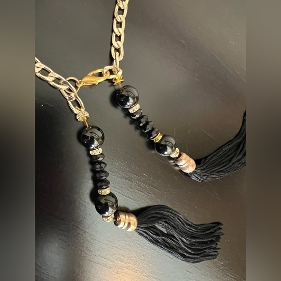 Retro chain belt with beads and tassles accents, black and gold tone - Picture 3 of 9